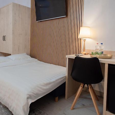 Arini White House Apartment Sibiu Exterior photo