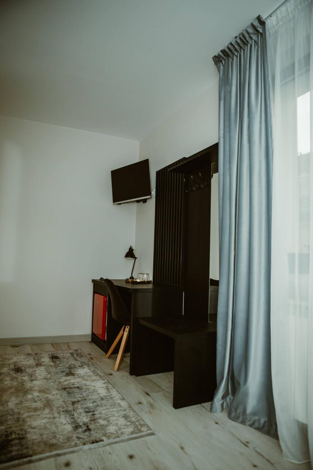 Arini White House Apartment Sibiu Exterior photo